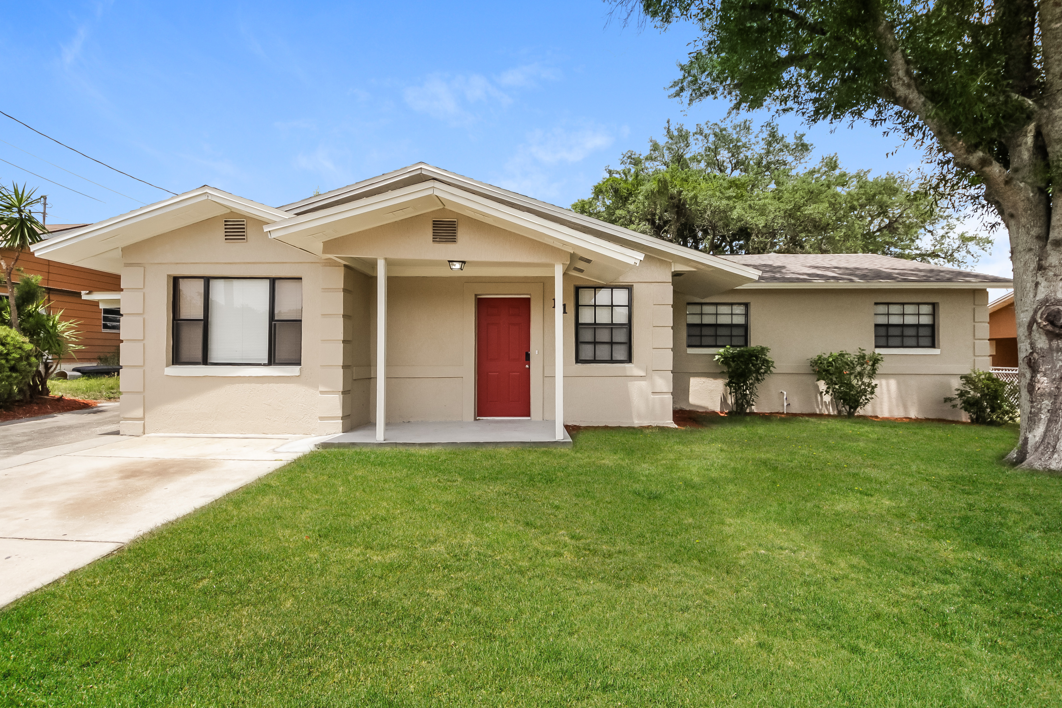 11 TANGERINE DR HAINES CITY, FL 33844